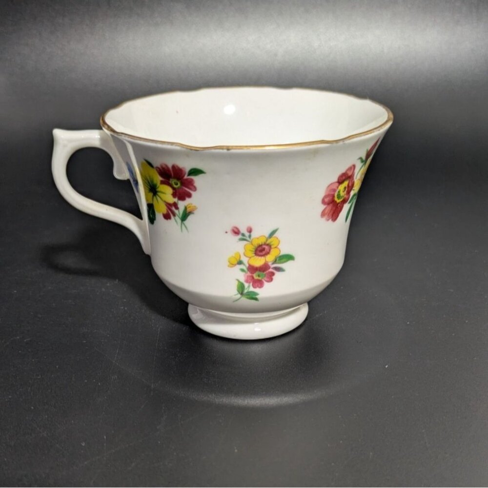 Vale Vintage Bone China Tea Cup England Floral Gold Trim Footed English China